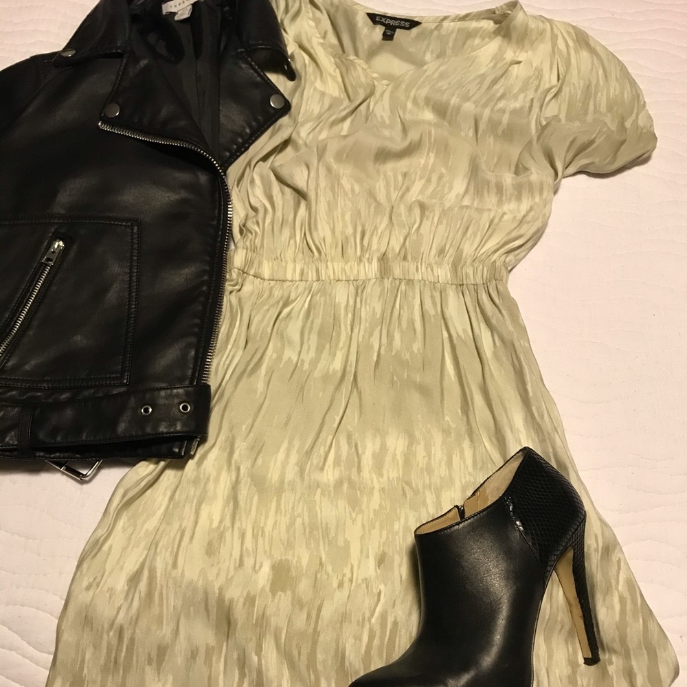 High low midi dress sinched elastic waist